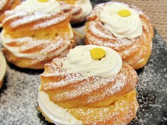 Zeppole di San Giuseppe alla crema di banana